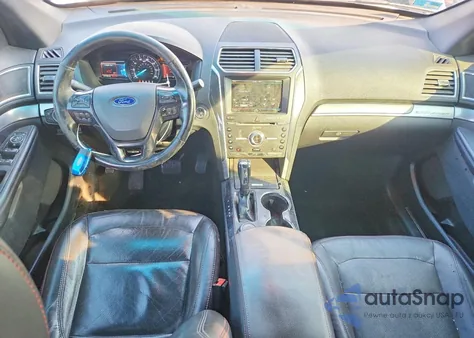 2016 Ford Explorer Sport z USA, uszkodzony, nr VIN 1FM5K8GT2GGC68477